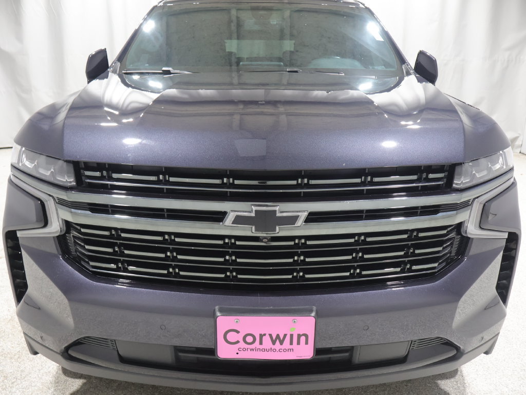 Used 2022 Chevrolet Suburban RST w/ Luxury Package AWD/4WD image 9