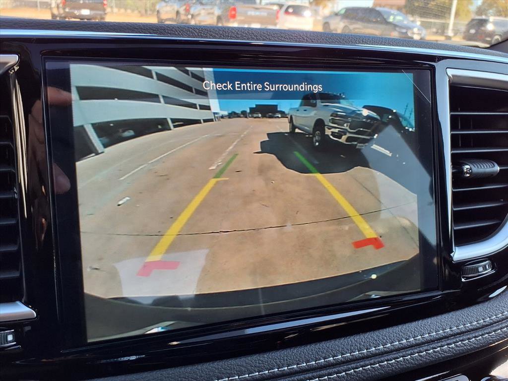 New 2026 Chrysler Pacifica Limited w/ S Appearance Package image 5