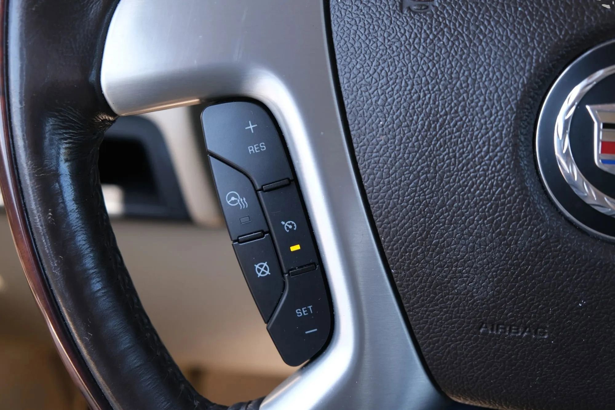 Used 2013 Cadillac Escalade EXT Premium image 39