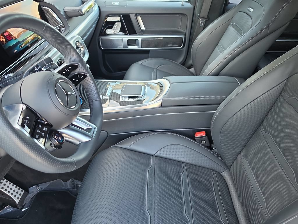 Used 2025 Mercedes-Benz G 63 AMG 4MATIC w/ Seat Comfort Package image 20
