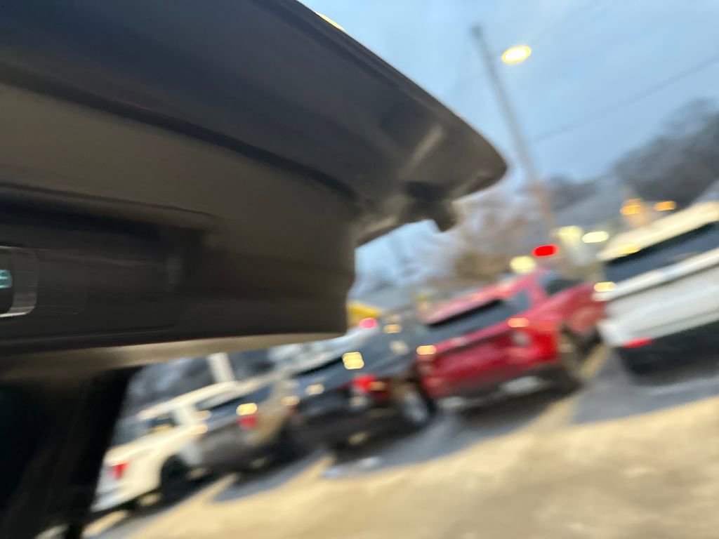 Used 2023 Ford Explorer XLT w/ Equipment Group 202A image 14