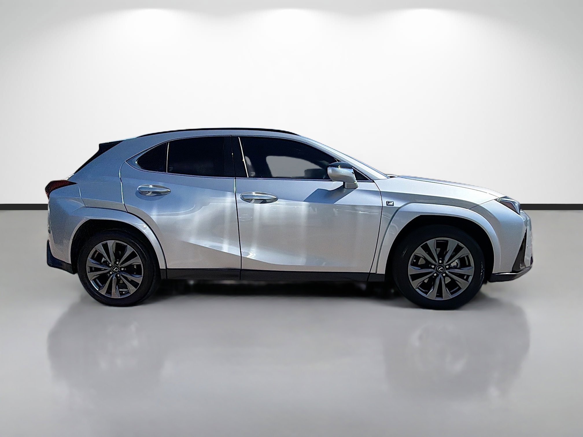 Used 2024 Lexus UX 250h F Sport image 6
