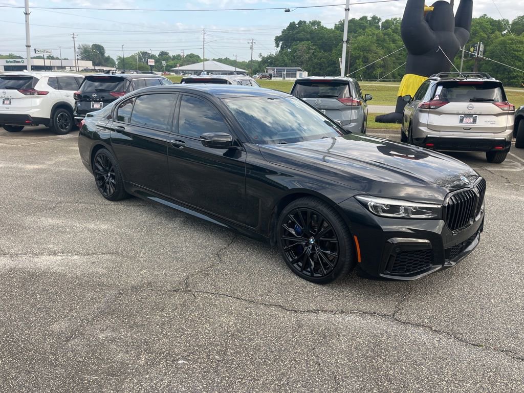 Used 2021 BMW 740i w/ M Sport Package RWD image 1