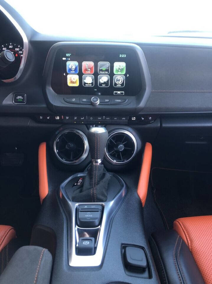 Used 2018 Chevrolet Camaro SS w/ Hot Wheels Edition image 33