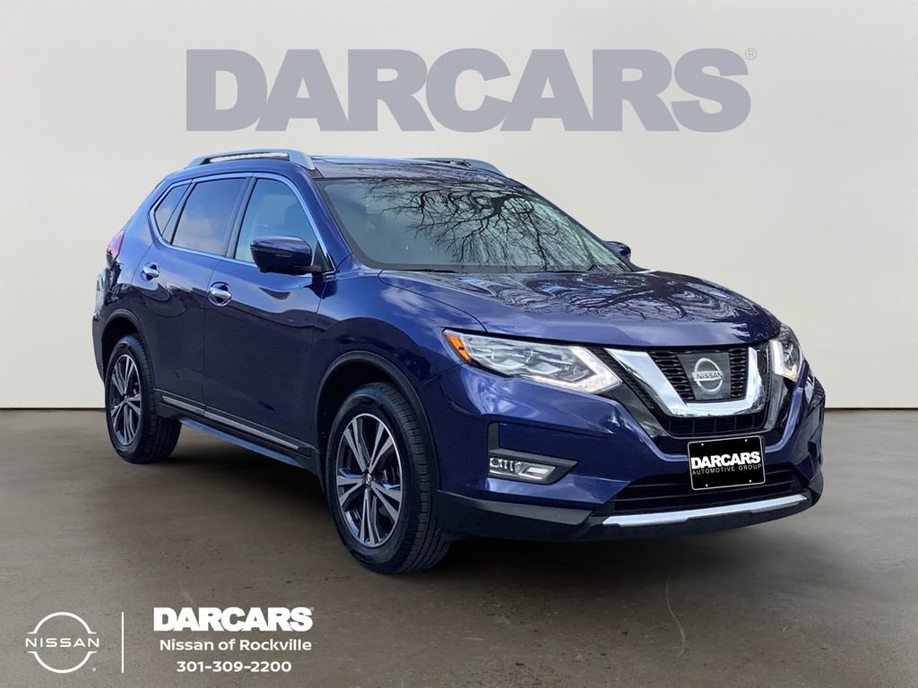 Used 2017 Nissan Rogue SL w/ SL Premium Package image 1
