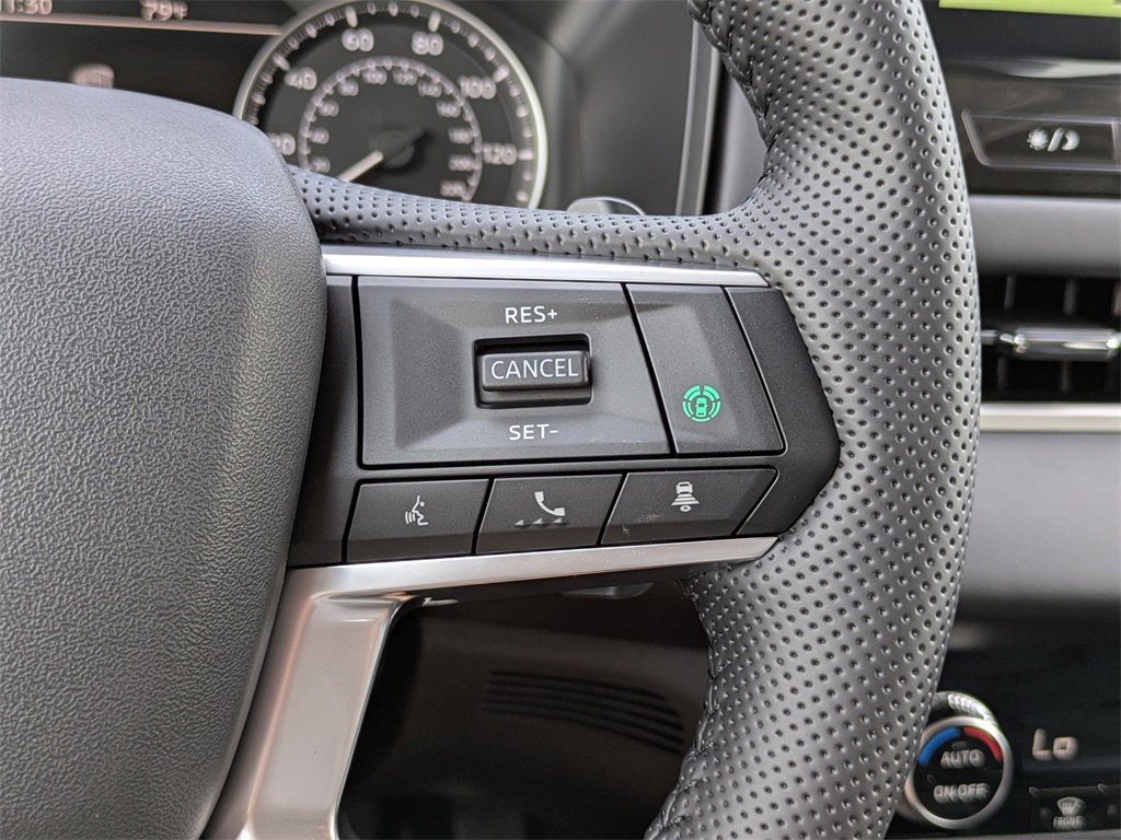 New 2025 Mitsubishi Outlander SE image 27