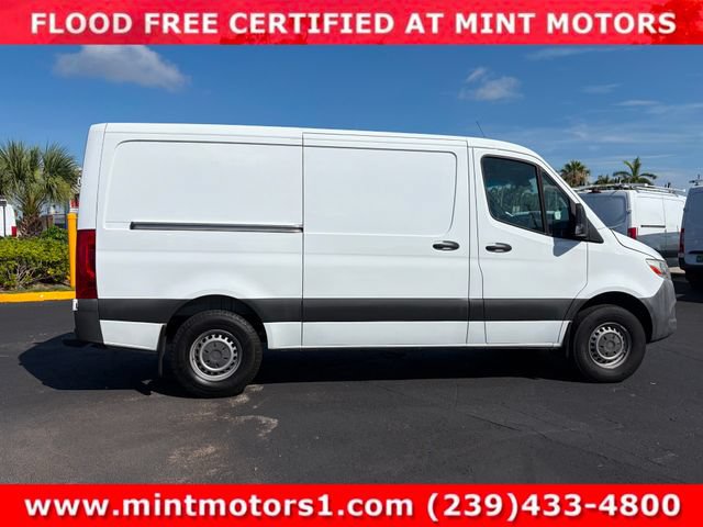 Used 2019 Freightliner Sprinter 2500 RWD image 12