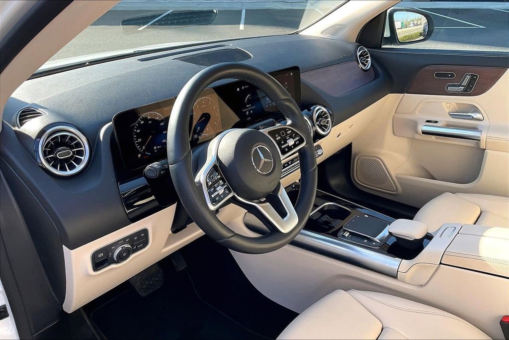 Certified 2023 Mercedes-Benz GLA 250 4MATIC image 11