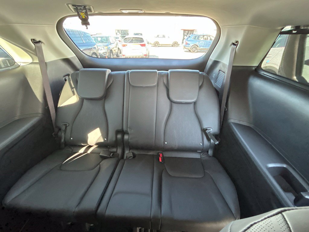 Certified 2026 Kia Carnival SX FWD image 20
