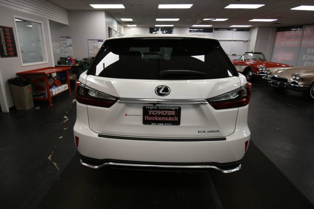 Used 2021 Lexus RX 350L Premium w/ Premium Package AWD/4WD image 7