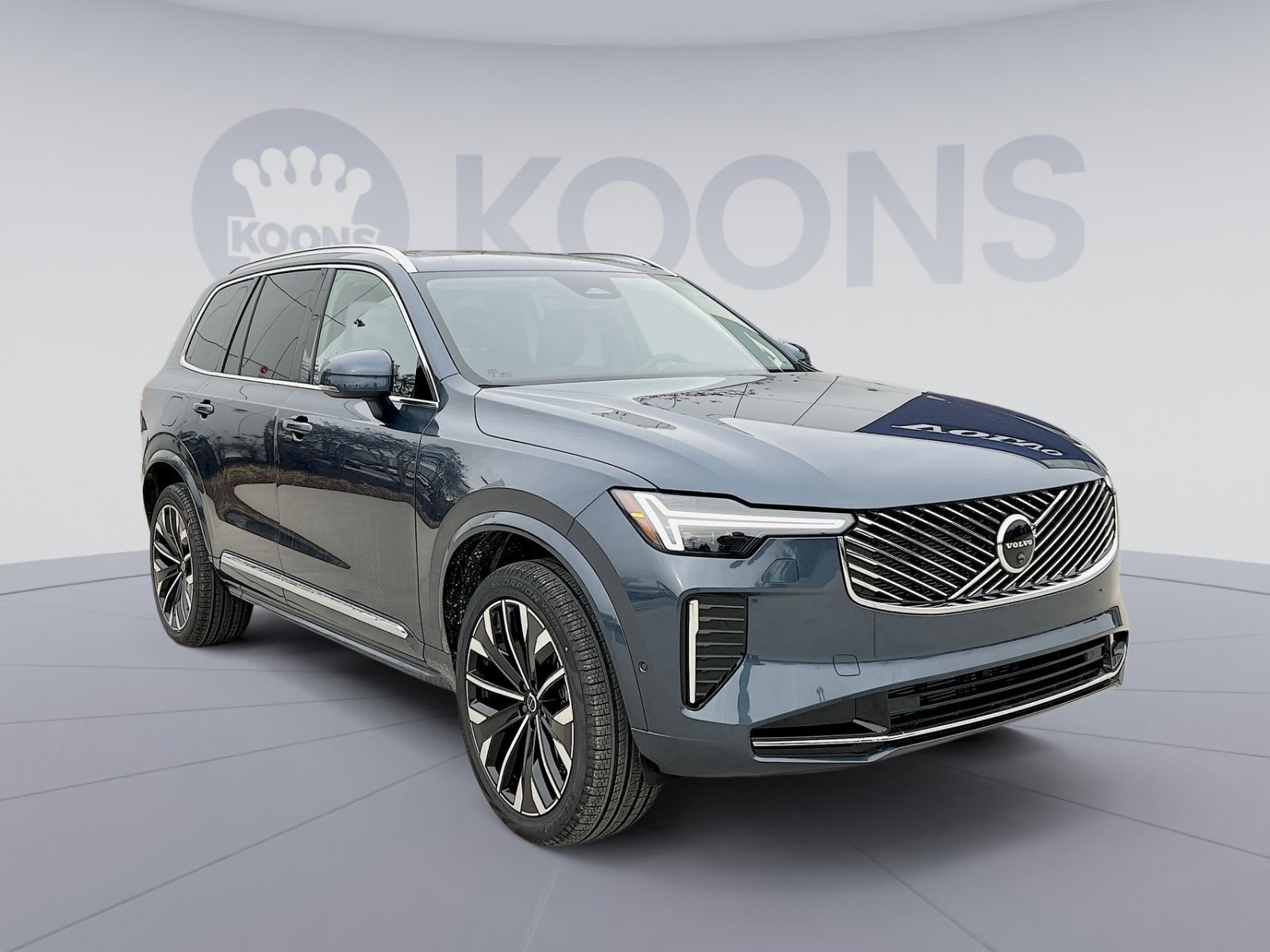 New 2026 Volvo XC90 B6 Plus w/ Protection Package Premier image 10