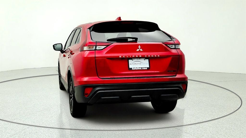 Used 2026 Mitsubishi Eclipse Cross LE AWD/4WD image 6