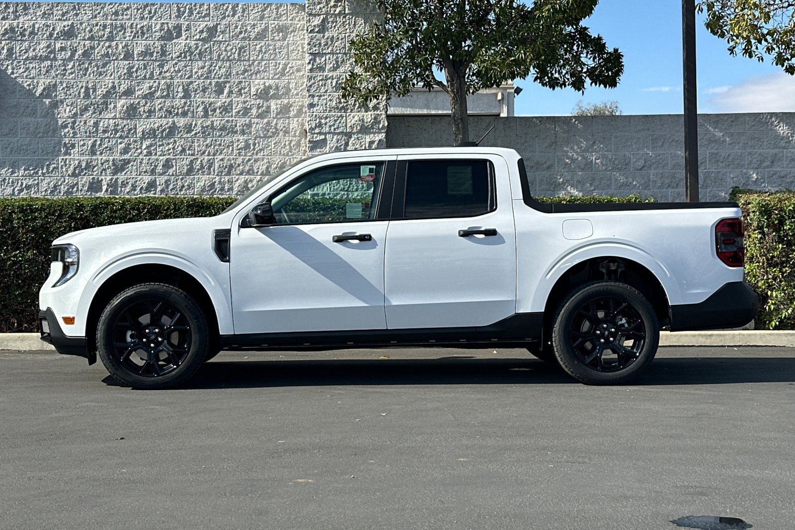 New 2025 Ford Maverick XLT w/ XLT Luxury Package image 7