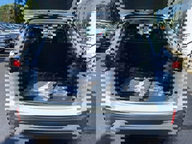 New 2025 Volkswagen Tiguan SE image 59