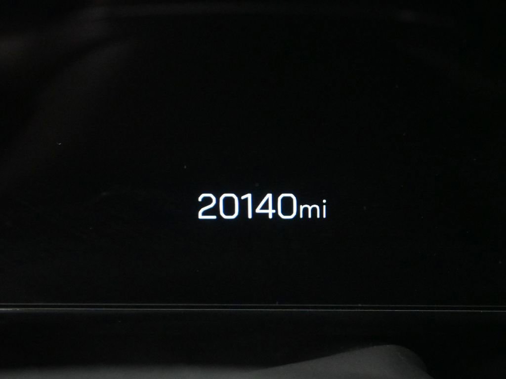 Used 2025 GMC Yukon Denali image 34