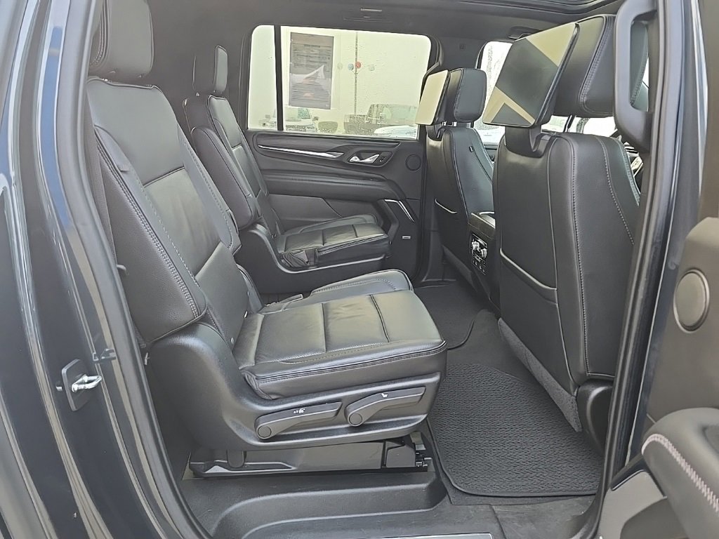Used 2021 GMC Yukon XL Denali image 33