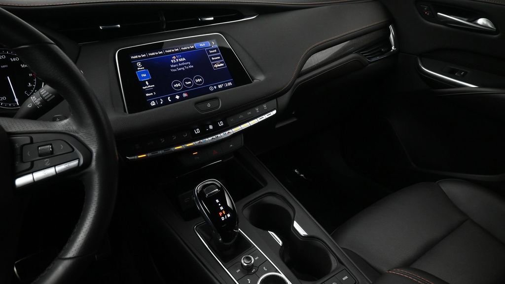 Certified 2023 Cadillac XT4 Sport FWD image 8