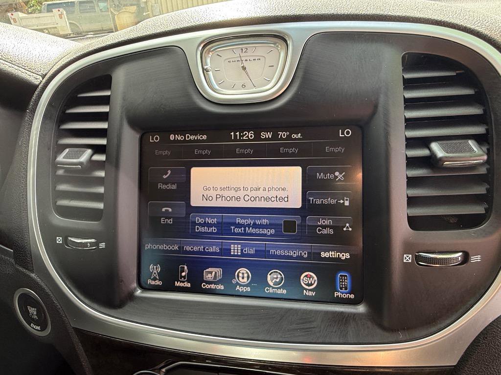 Used 2015 Chrysler 300 C image 13