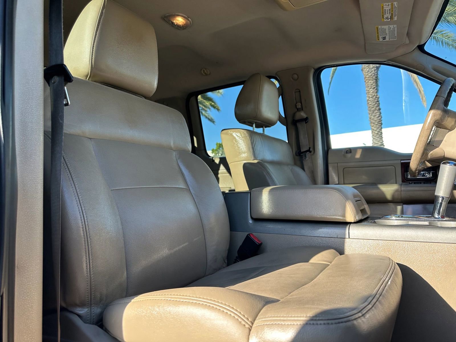 Used 2006 Ford F150 Lariat RWD image 9