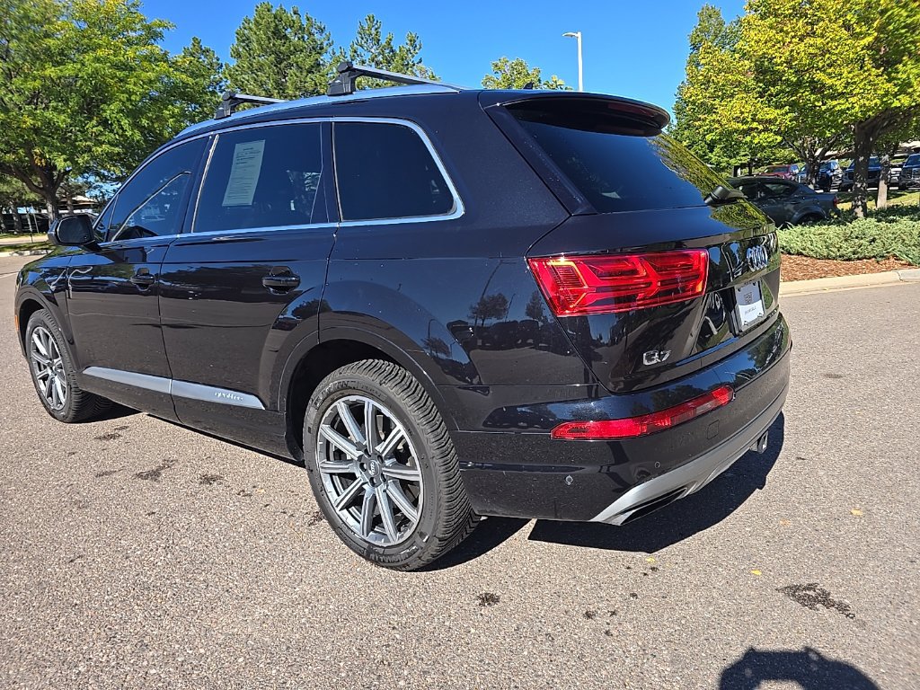 Used 2019 Audi Q7 3.0T Prestige AWD/4WD image 3
