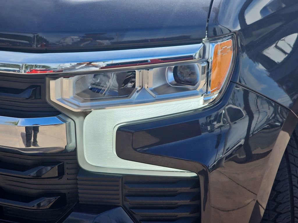 Used 2022 Chevrolet Silverado 1500 LT RWD image 32