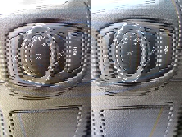 Used 2024 Ford Edge SEL image 14