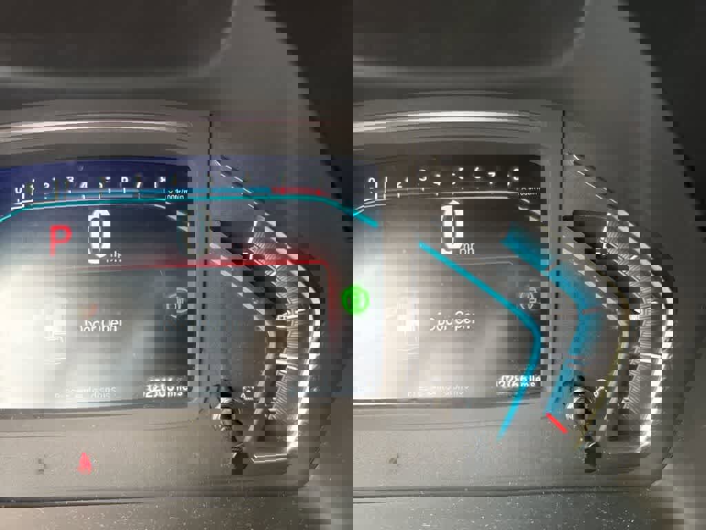 Used 2023 Honda Odyssey Sport image 13