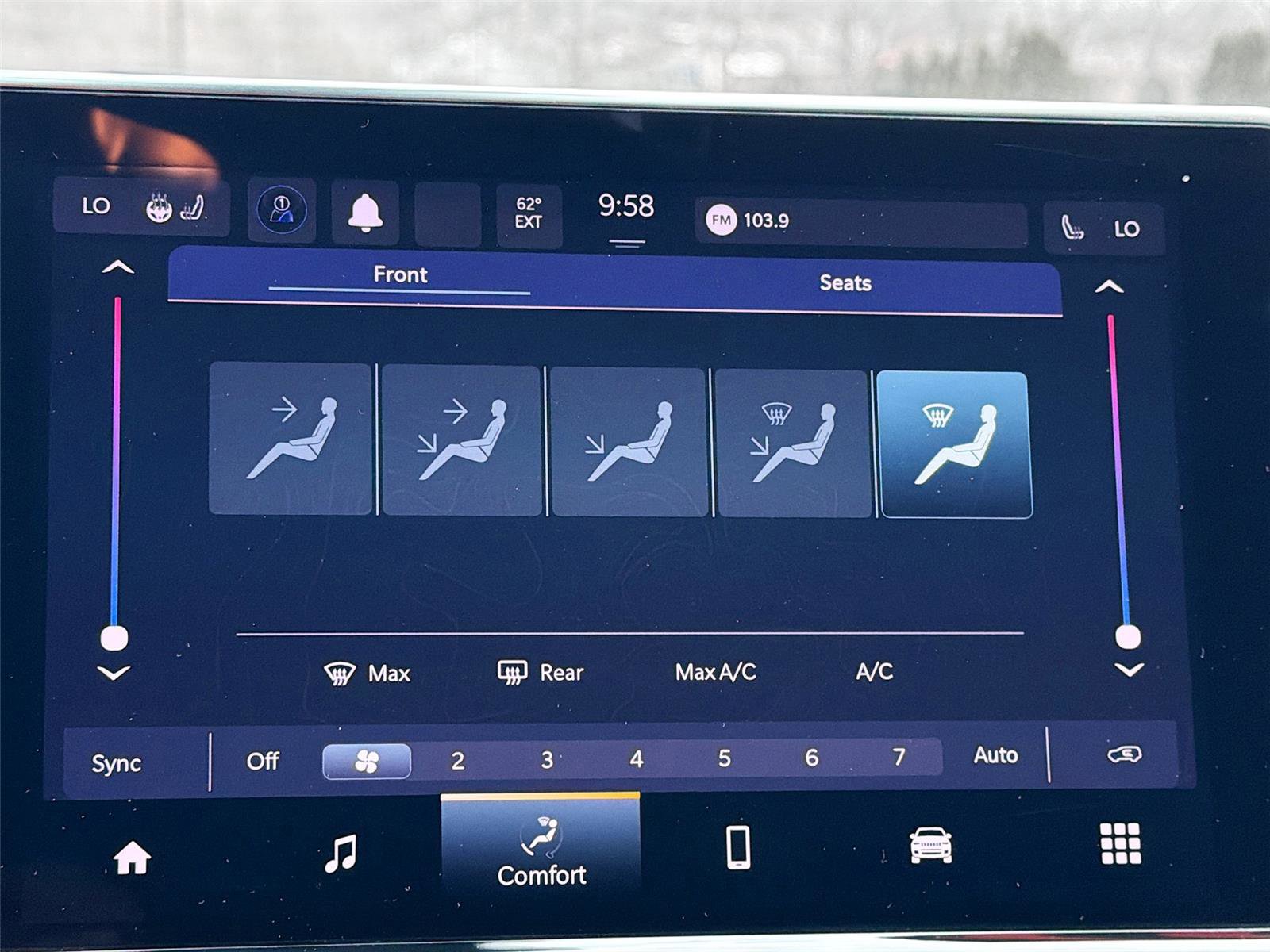 Used 2022 Jeep Compass Limited image 21