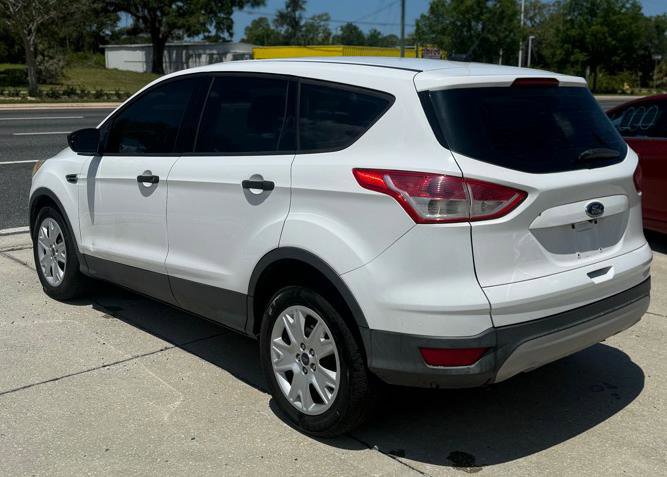 Used 2014 Ford Escape S FWD image 3