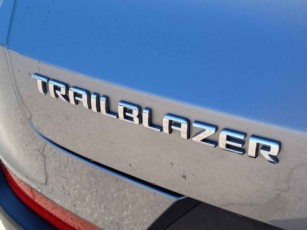 Used 2023 Chevrolet TrailBlazer LS FWD image 6