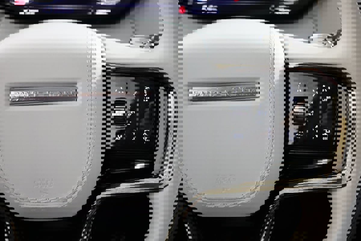 Used 2024 Land Rover Range Rover Sport Dynamic SE image 28