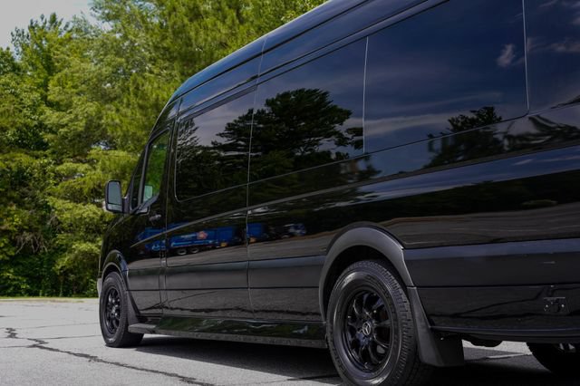 Used 2016 Mercedes-Benz Sprinter 2500 image 40
