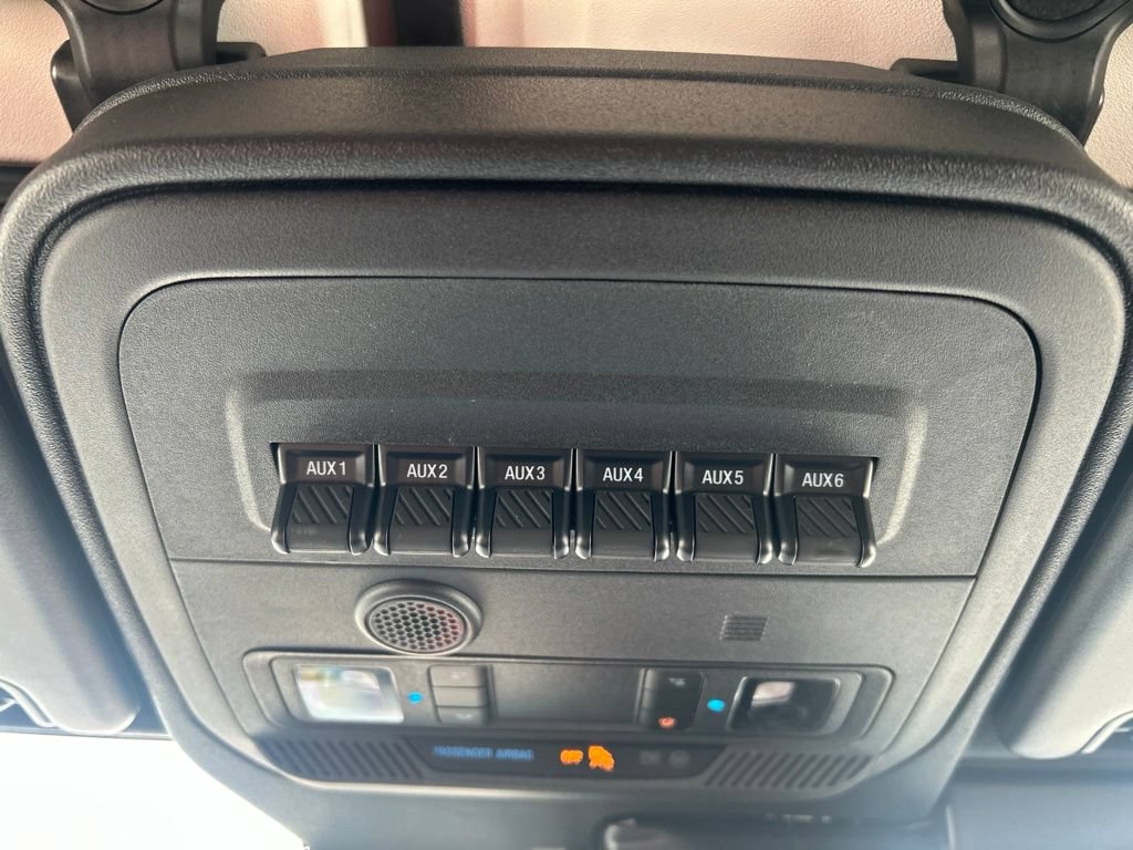 Used 2025 Ford Bronco Badlands AWD/4WD image 37