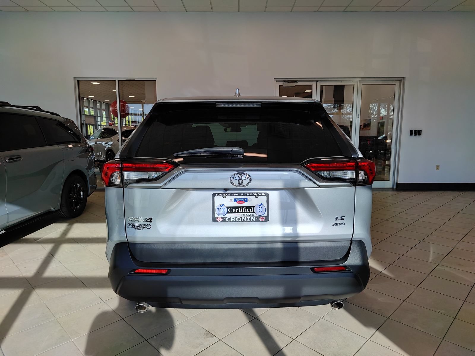 Used 2024 Toyota RAV4 LE AWD/4WD image 4