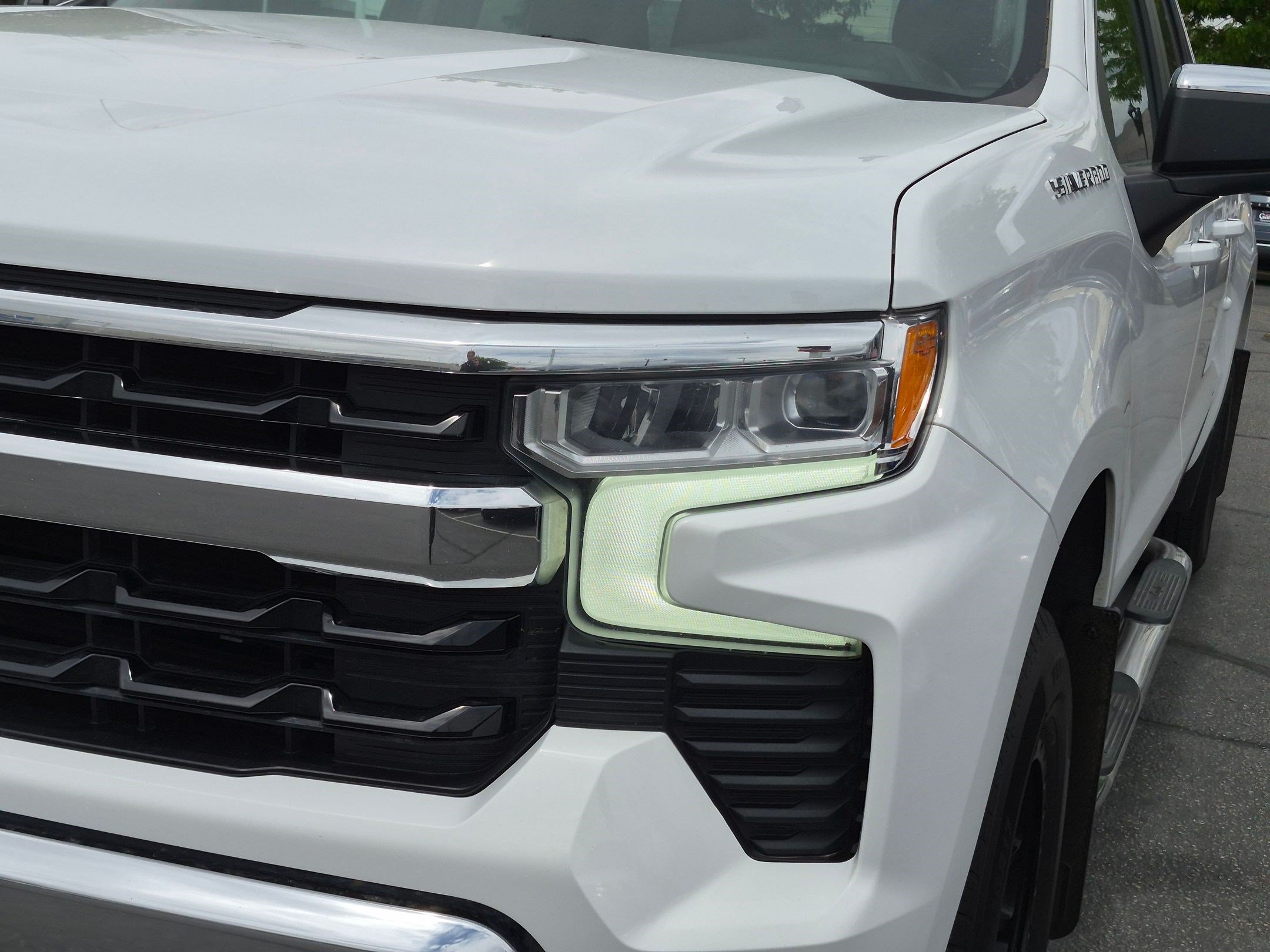 Used 2023 Chevrolet Silverado 1500 LT w/ Work Truck Package AWD/4WD image 12