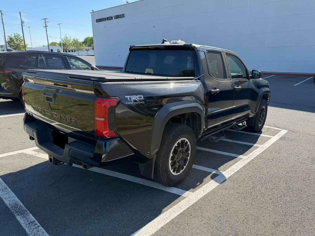 Used 2024 Toyota Tacoma TRD Off-Road AWD/4WD image 4