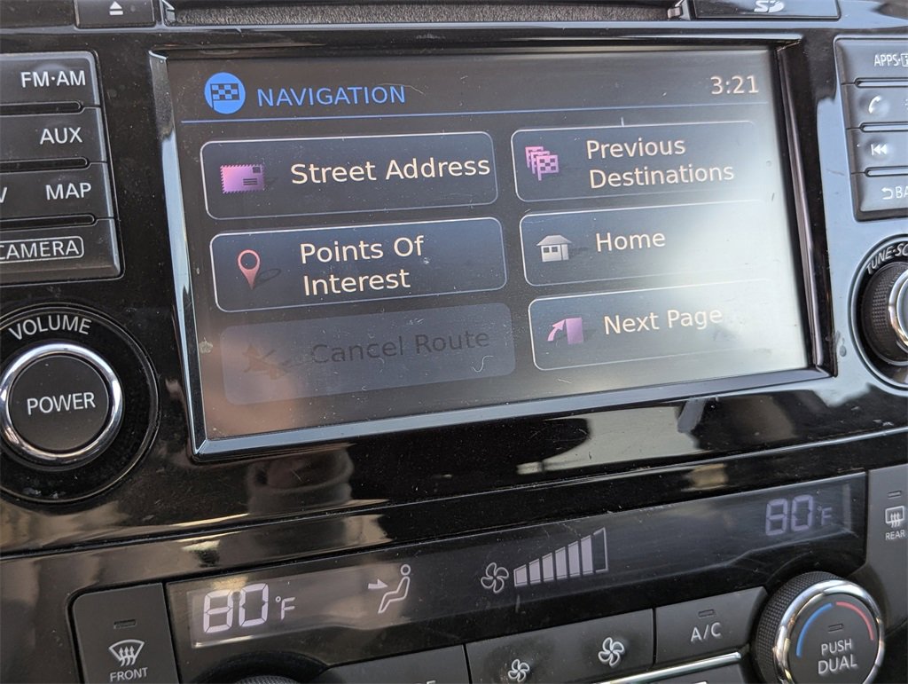 Used 2014 Nissan Rogue SV w/ SV Premium Package image 11