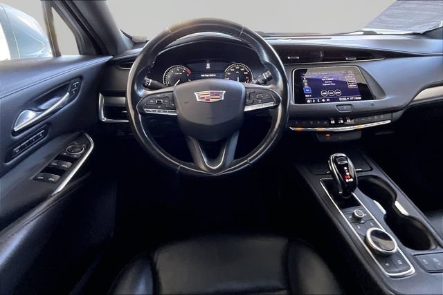 Used 2021 Cadillac XT4 Premium Luxury AWD/4WD image 8