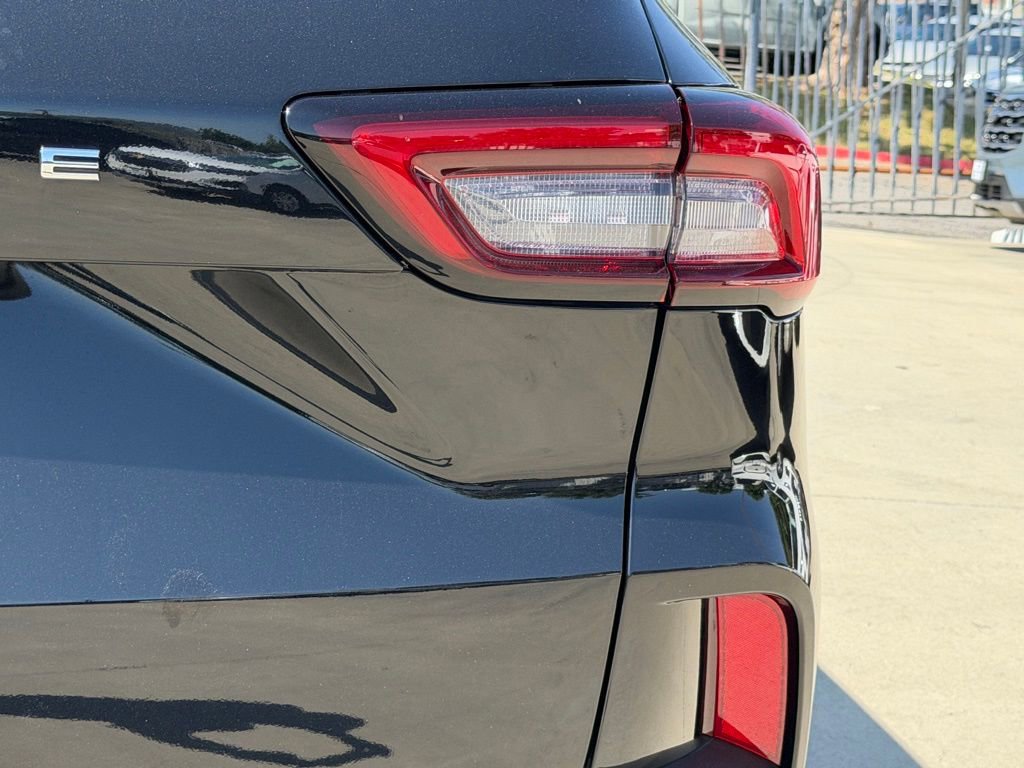 New 2025 Ford Escape Active FWD image 15