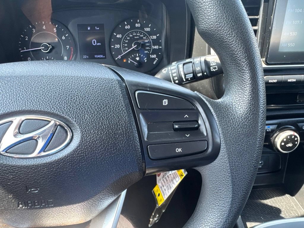 Used 2021 Hyundai Venue SE FWD image 28