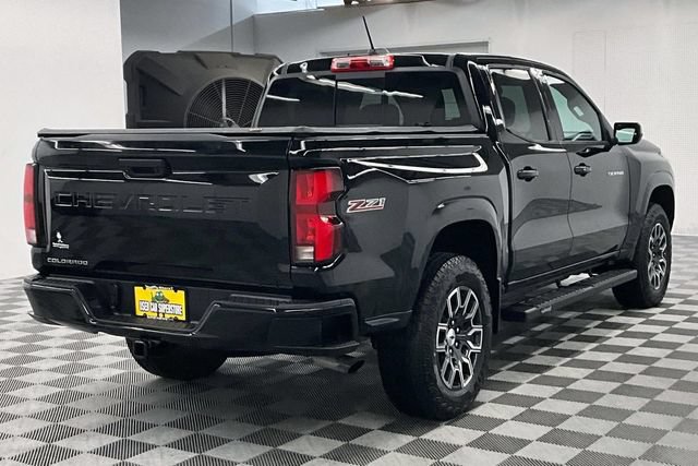 Used 2023 Chevrolet Colorado Z71 w/ Z71 Convenience Package 2 AWD/4WD image 12