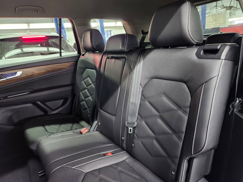 New 2026 Volkswagen Atlas SE image 12