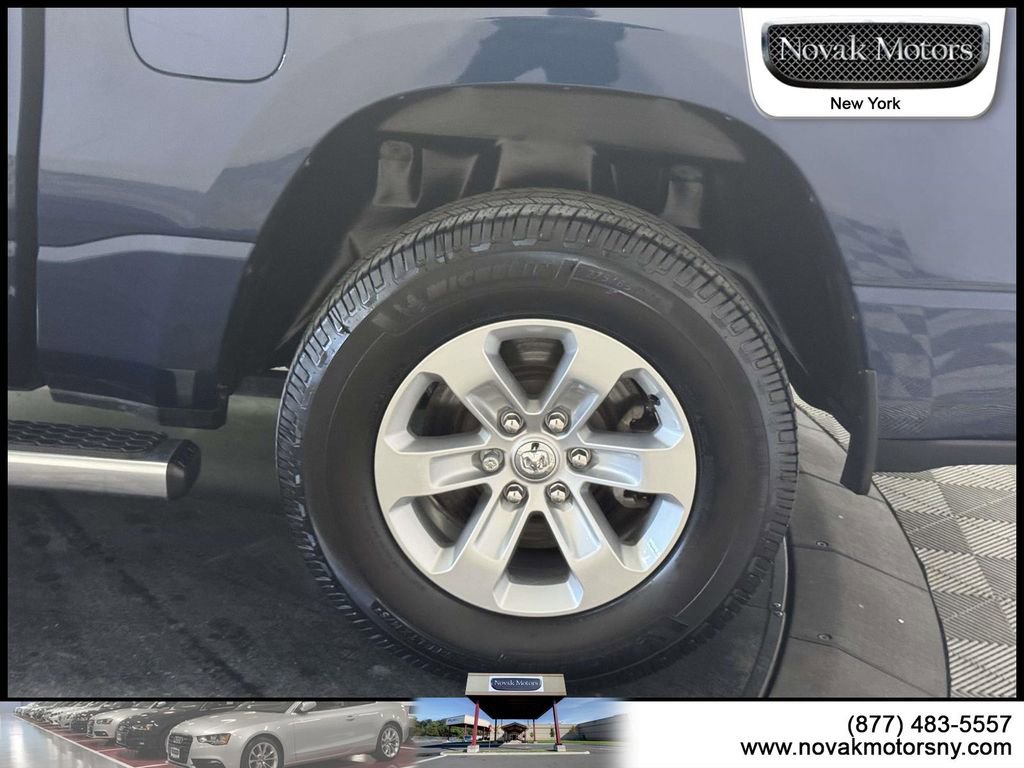 Used 2023 RAM 1500 Laramie AWD/4WD image 8