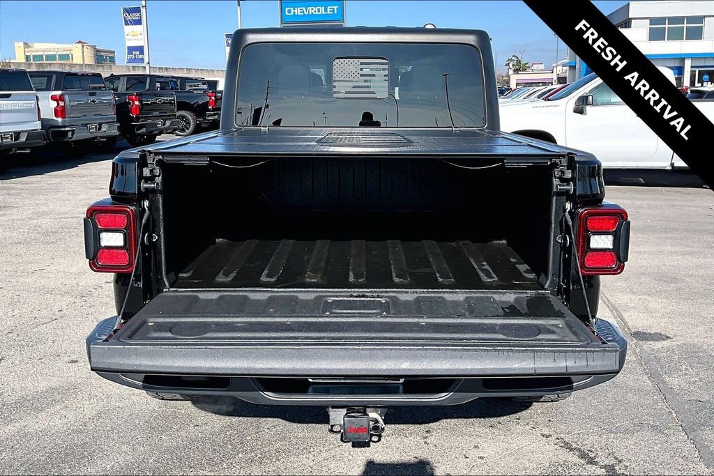 Used 2020 Jeep Gladiator Overland w/ LED Lighting Group image 7