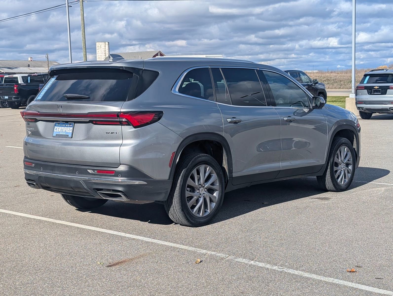 Certified 2025 Buick Enclave Preferred image 4