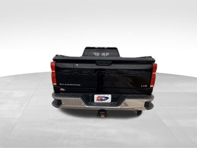 Used 2024 Chevrolet Silverado 3500 LTZ w/ LTZ Plus Package image 5