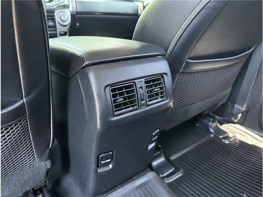 Used 2017 Toyota 4Runner SR5 Premium AWD/4WD image 18