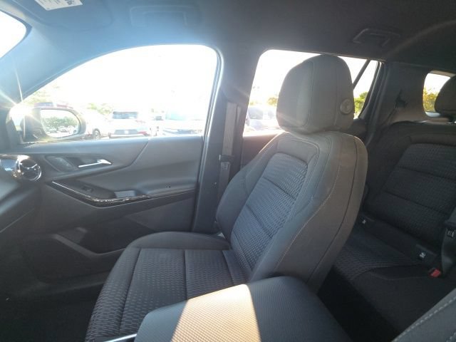 Used 2026 Chevrolet Equinox LT AWD/4WD image 26