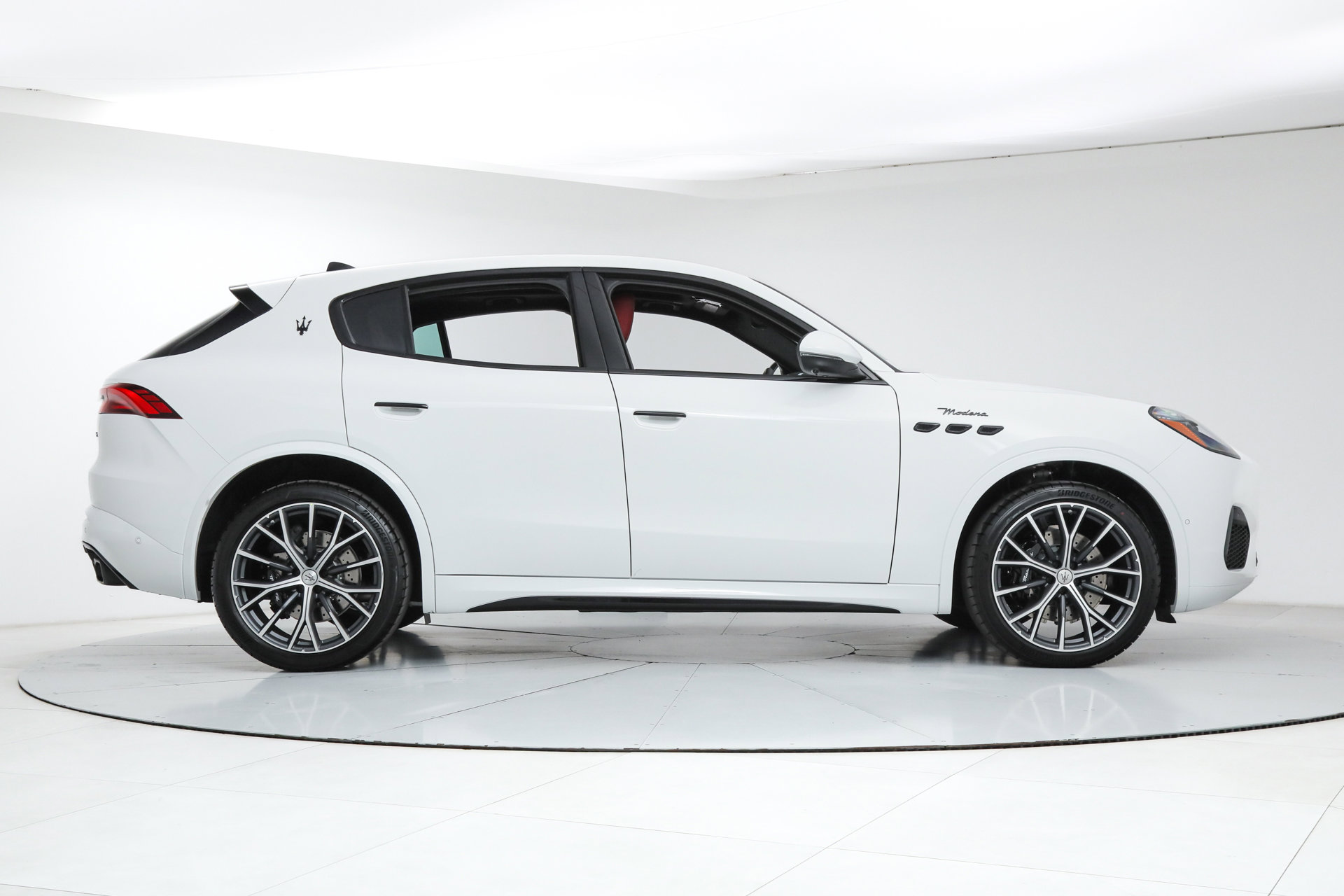 New 2026 Maserati Grecale Modena AWD/4WD image 6