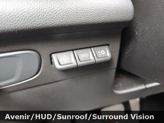 Certified 2021 Buick Envision Avenir image 16